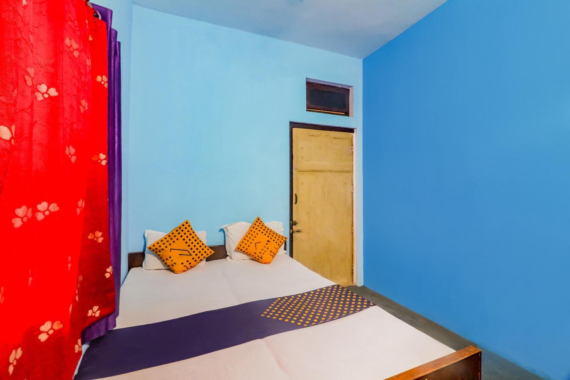 Spot On Mishra Guest House Benares Buitenkant foto