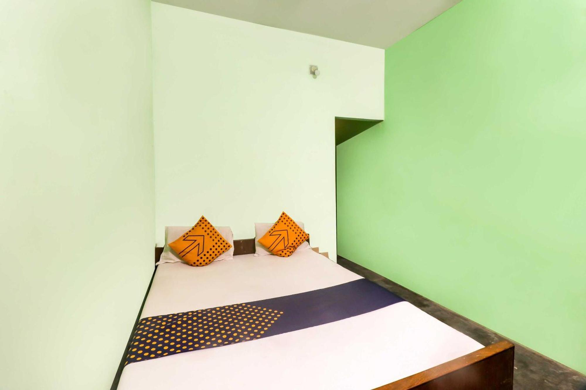 Spot On Mishra Guest House Benares Buitenkant foto