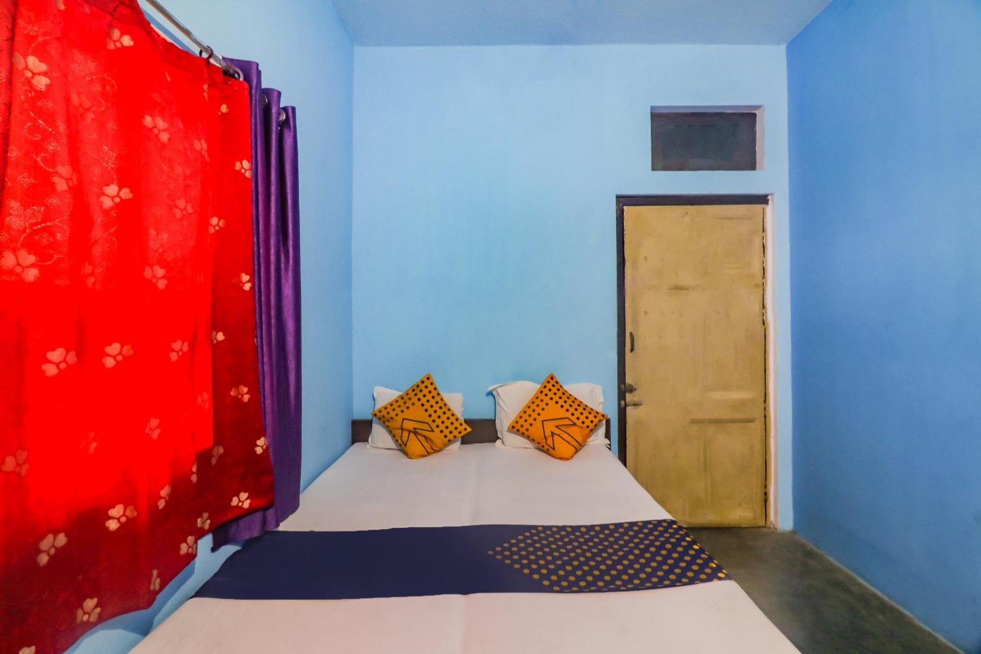 Spot On Mishra Guest House Benares Buitenkant foto
