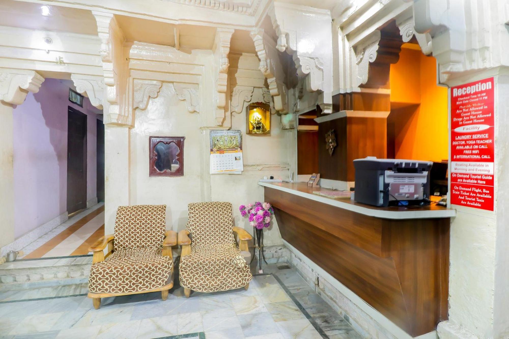 Spot On Mishra Guest House Benares Buitenkant foto